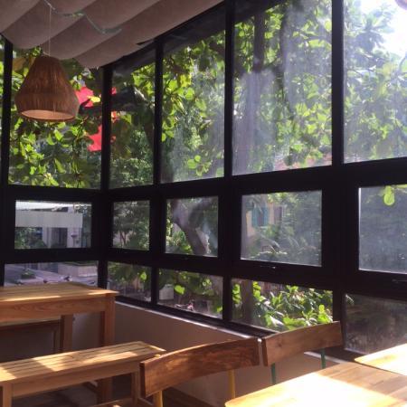 SmileMee Sandwich Shop